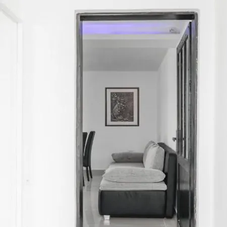 דירה Adriatic Heart Luxury - Two Bedroom With Terrace פירובאץ