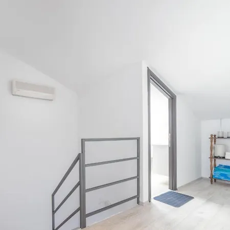 Adriatic Heart Luxury - Two Bedroom With Terrace דירה פירובאץ