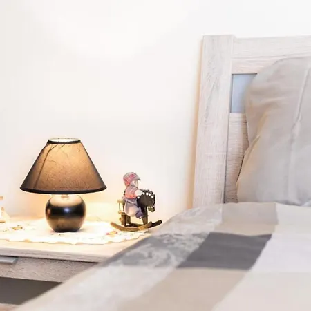 Adriatic Heart Luxury - Two Bedroom With Terrace פירובאץ