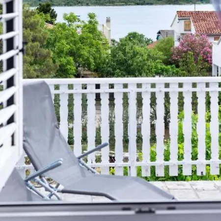 Adriatic Heart Luxury - Two Bedroom With Terrace פירובאץ