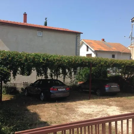 Adriatic Heart Luxury - Two Bedroom With Terrace פירובאץ